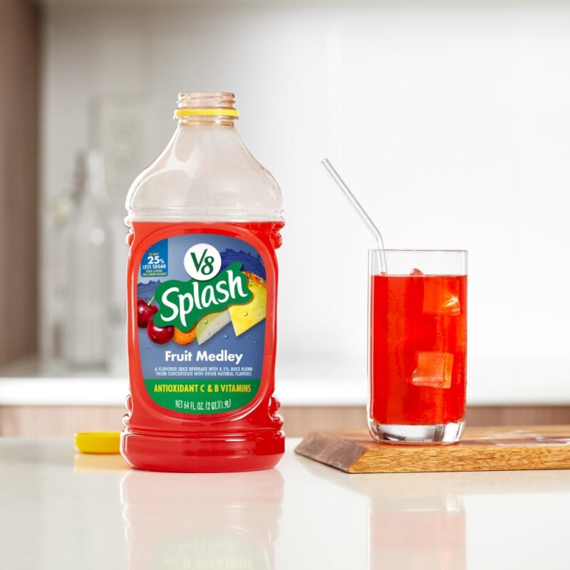 V8 Splash Fruit Medley Flavored Juice Beverage, 64 fl oz Bottle - Image 2