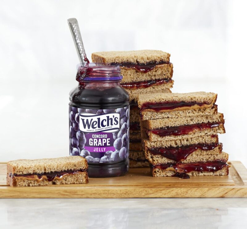 Welch's Concord Grape Jelly, 30 Oz - Image 4